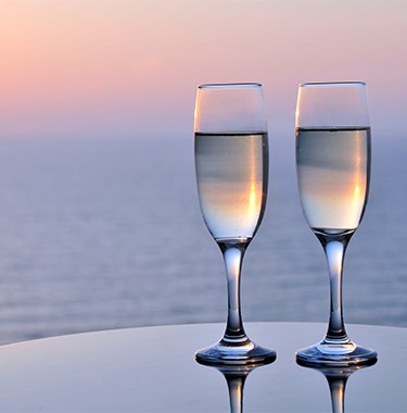 PLAY Hatzuk Beach Hotel Tel Aviv - Contact Us